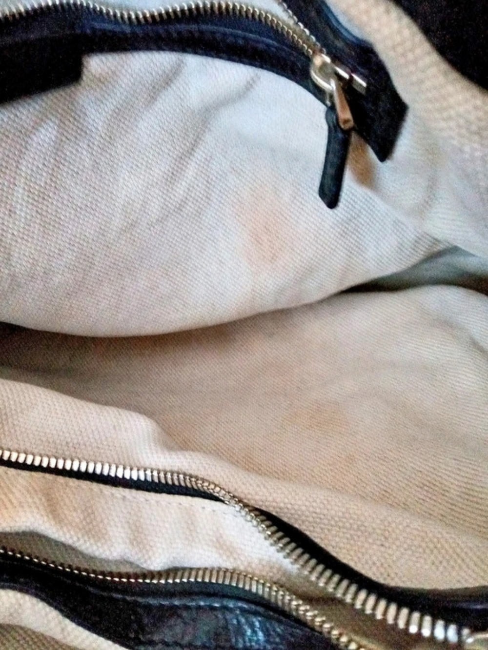 Gucci Soho Interlocking G Leather Tote Black - Picture 12 of 13